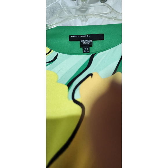 Maggy London Pullover Gathered Waist•Hi-Lo Rouched Tropical Print Sheath Dress•4 - Picture 3 of 9